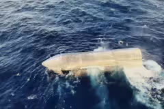 Starship floats after its landing in the Indian Ocean  